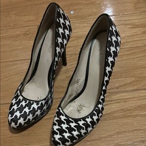 Nine West Brownish-Black and Cream Hair Calf Houndstooth Women's Heels size 7.5